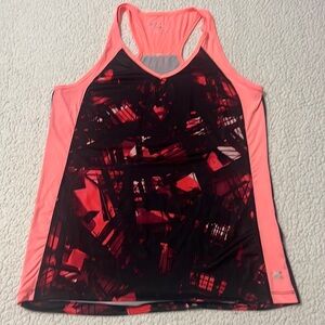 Women’s workout muscle shirt, size M
